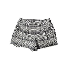 A. Byer Woven Aztec Print Shorts Women's Size 7